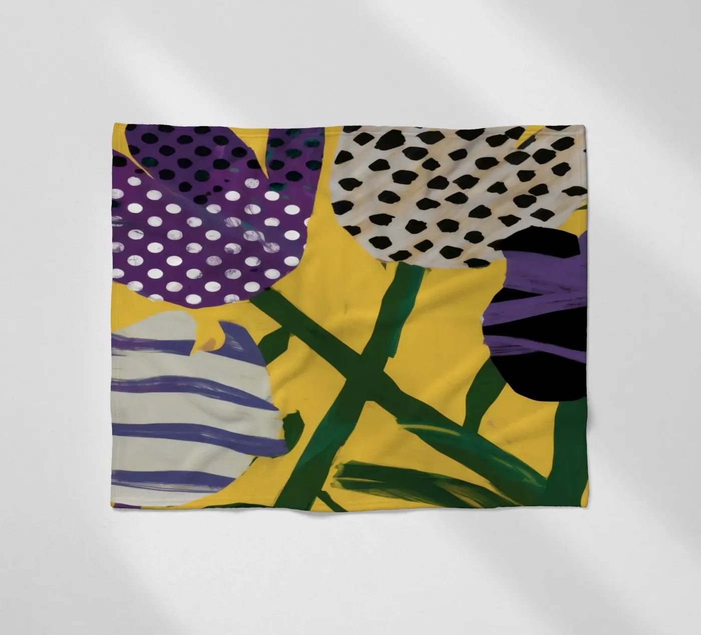 Abstraktes Garten-Patchwork Fleecedecke von Sky Velour