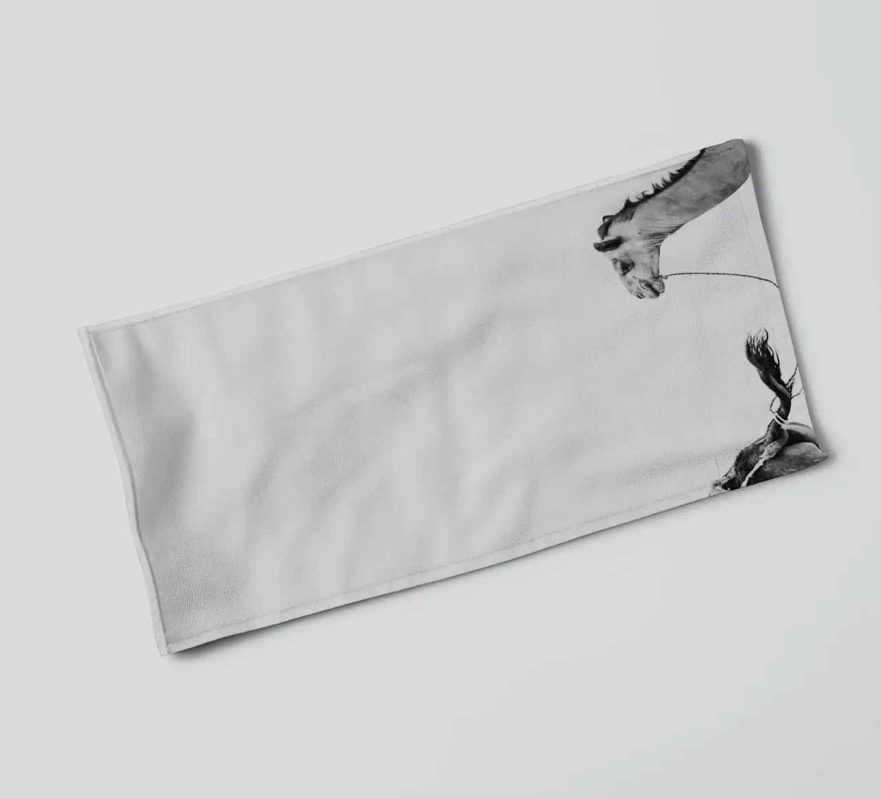 Camel queue towel by photolovers