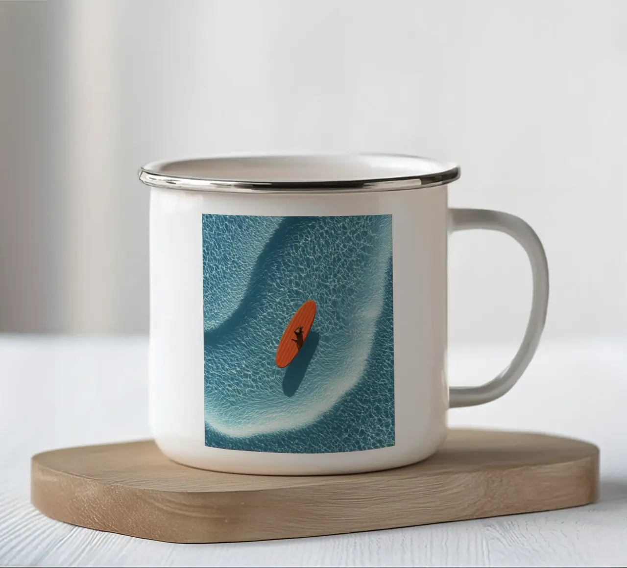 boat on curve ocean tazza in smalto da scoten