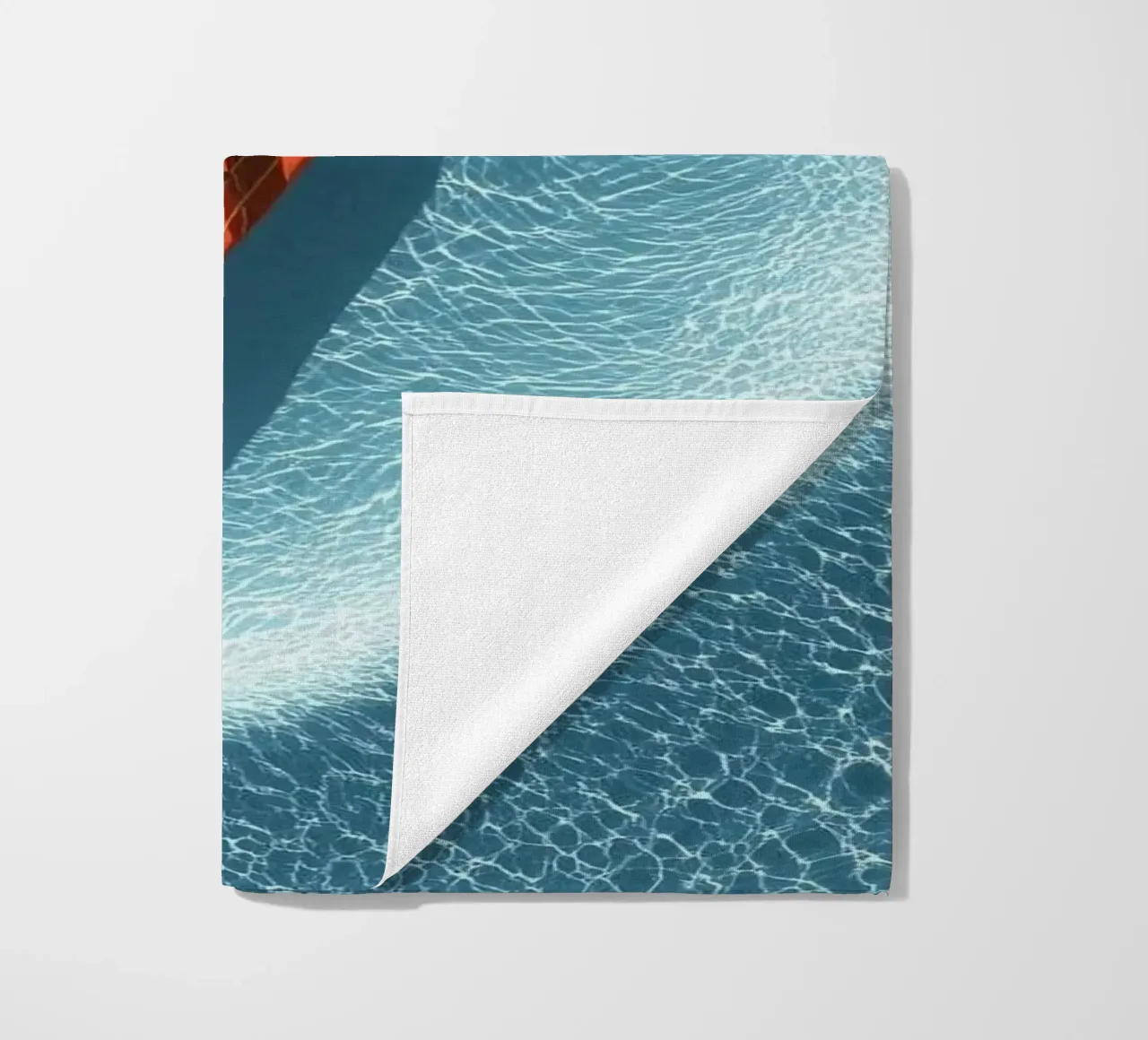 boat on curve ocean telo mare da scoten