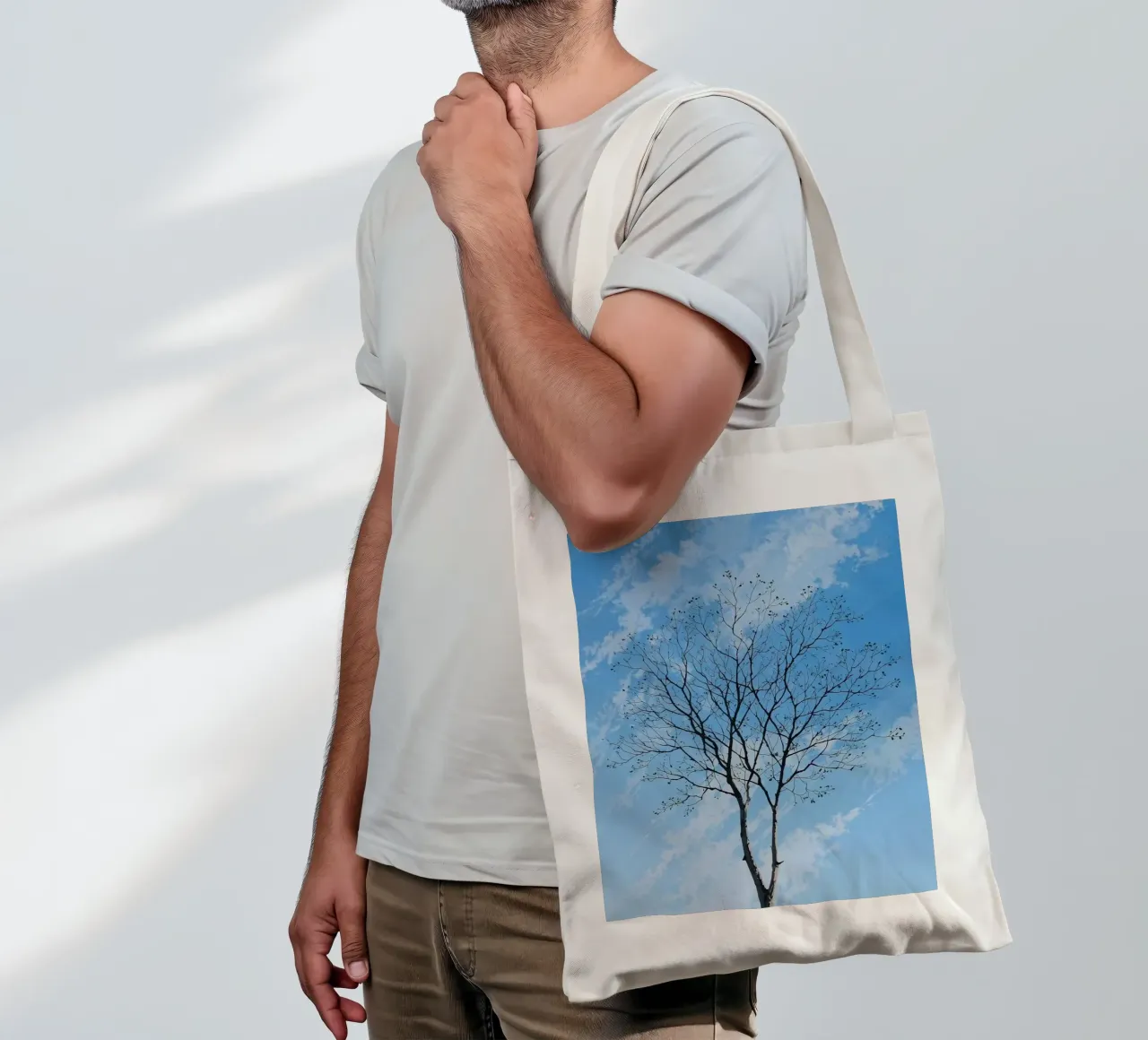 branch tree in cloud borsa in juta da scoten