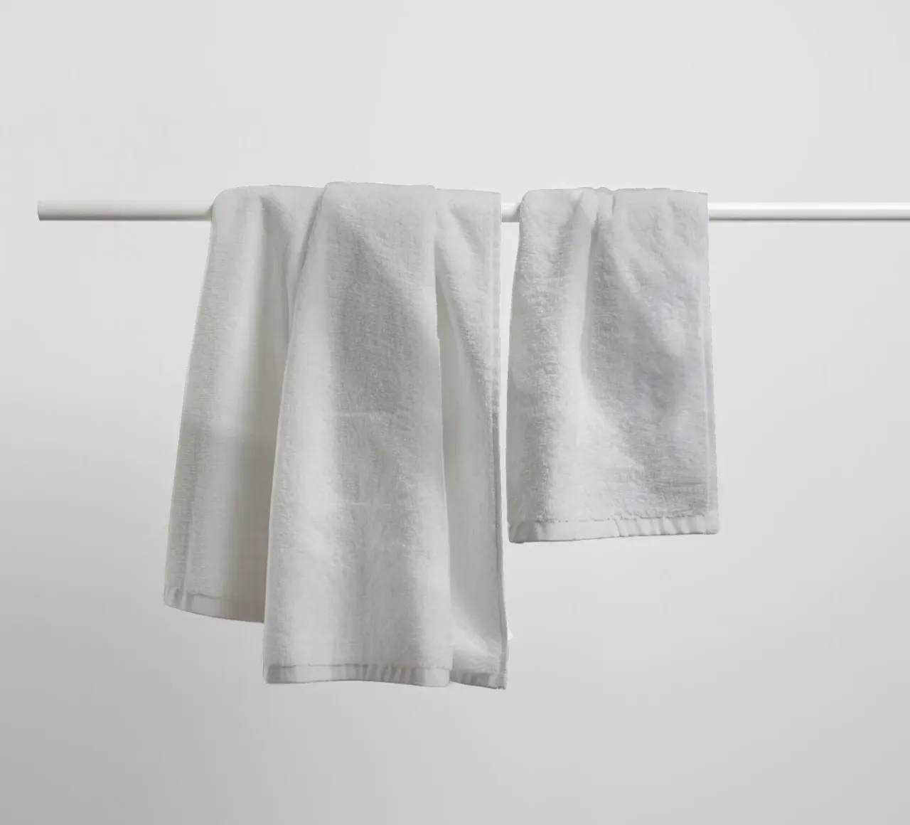 Minimalistic and abstract sand dune asciugamano da bagno da photolovers