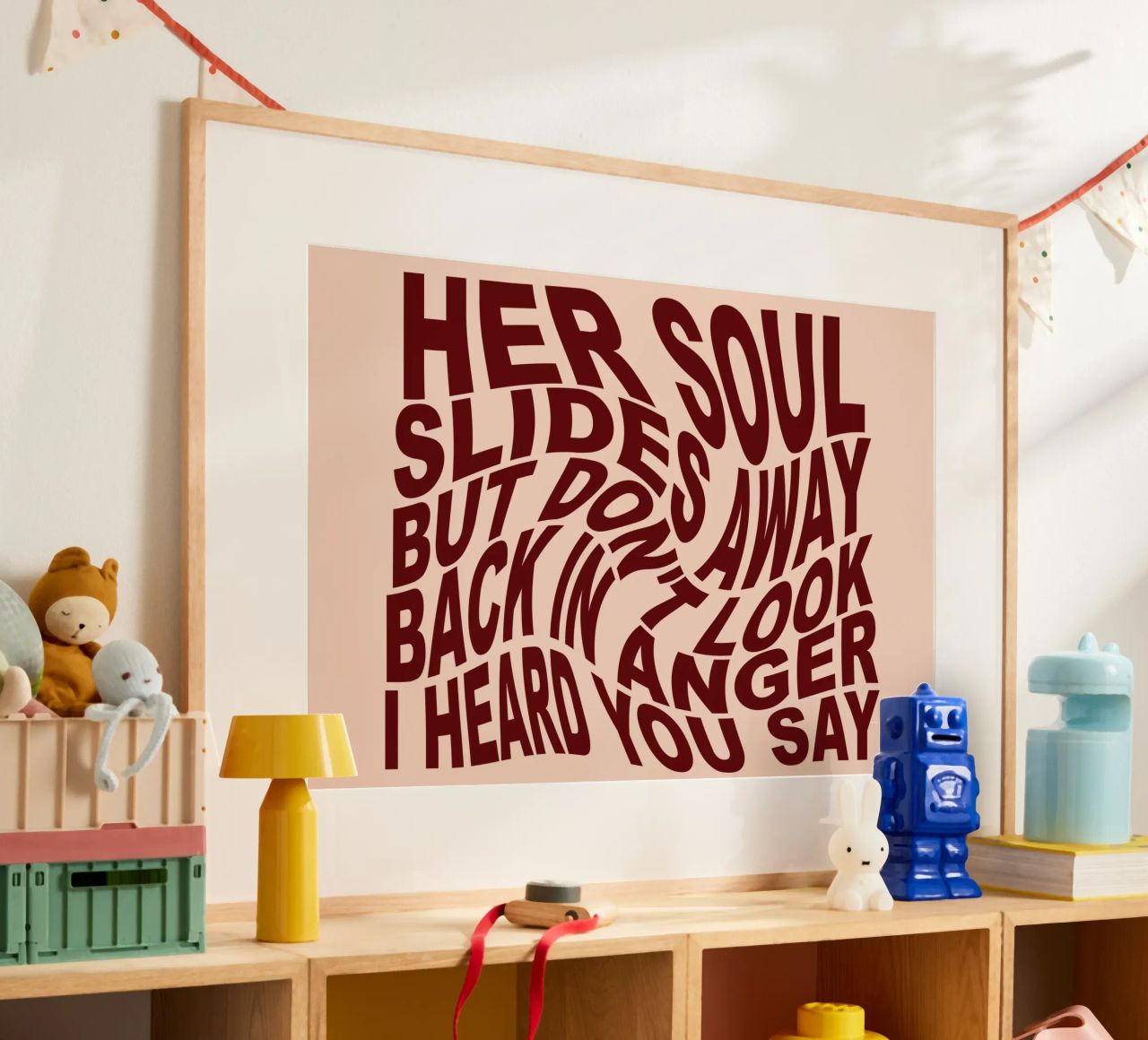 Non guardate indietro con rabbia poster con telaio in legno da Gunawan Rb