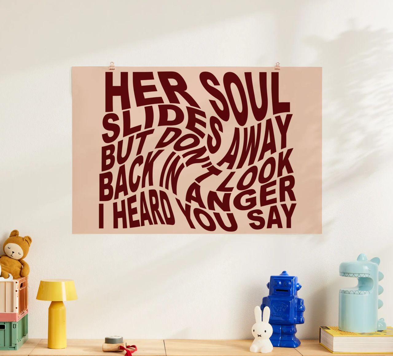 Non guardate indietro con rabbia poster con telaio in legno da Gunawan Rb