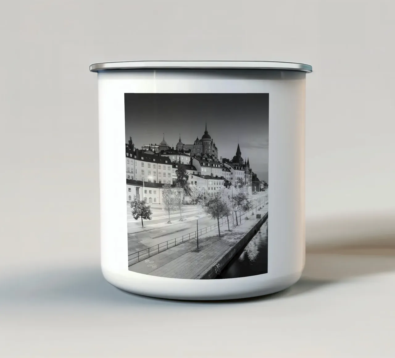 STOCCOLMA 12 tazza in smalto da Tom Uhlenberg