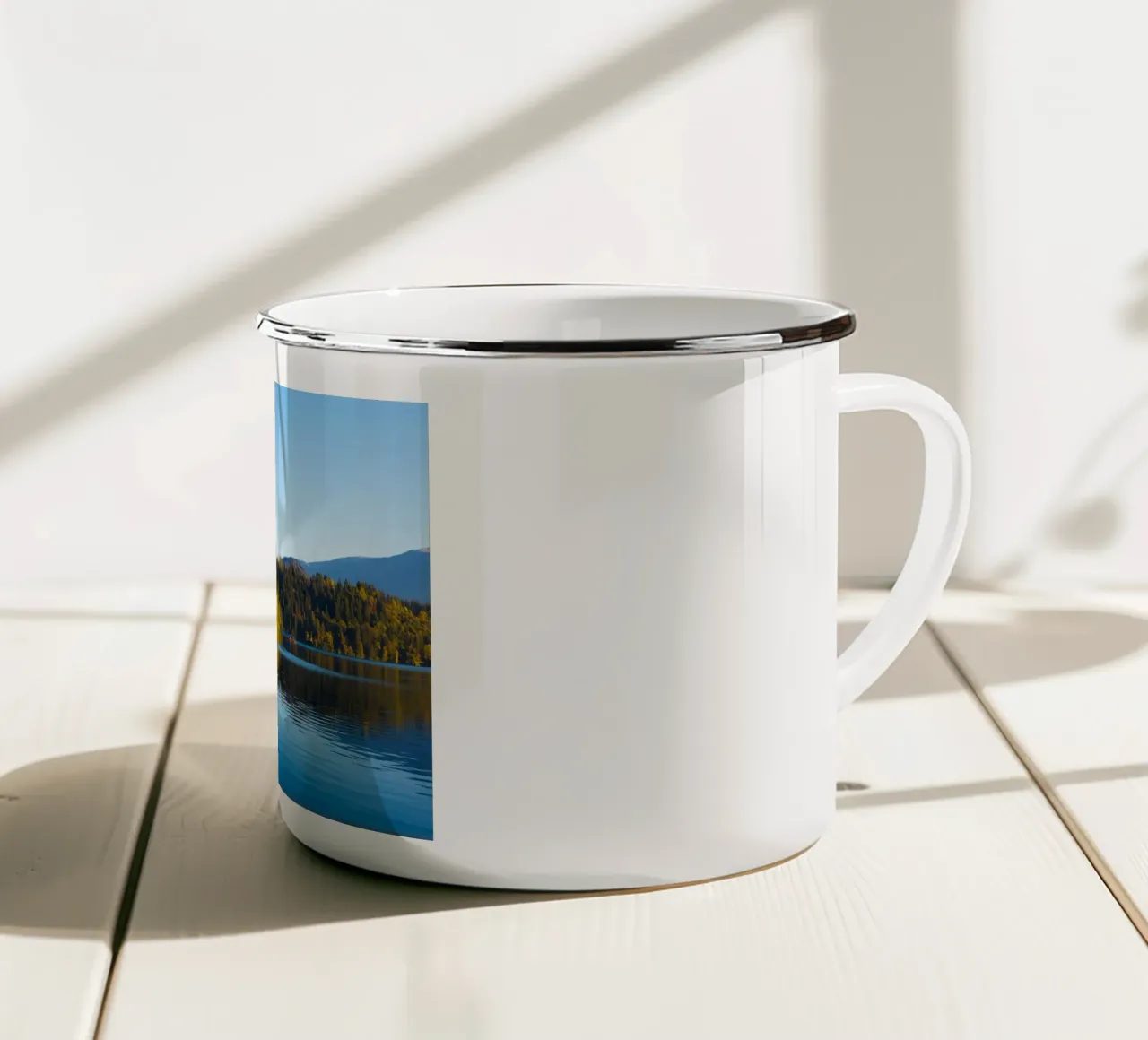 BLED 08 tazza in smalto da Tom Uhlenberg