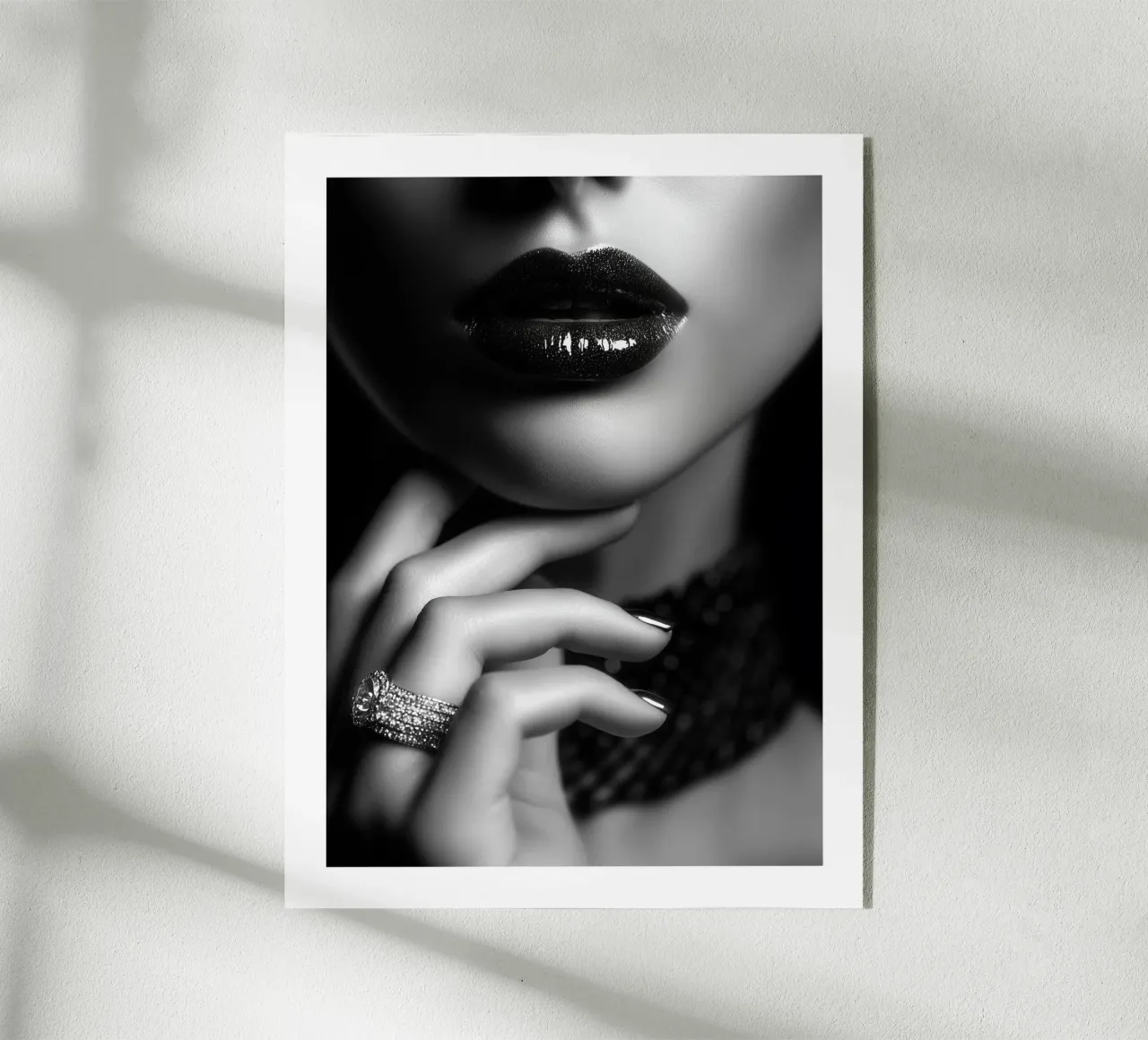 Nero glamour plexiglass da Monochrome