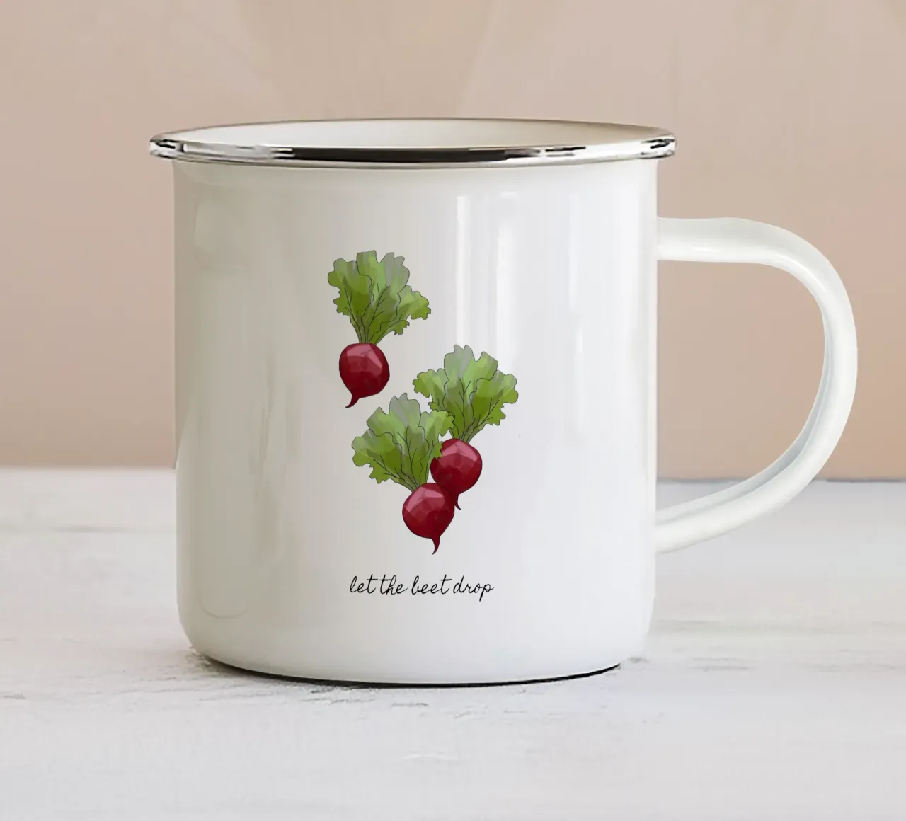 Let The Beet Drop emaille mok van Orara Studio