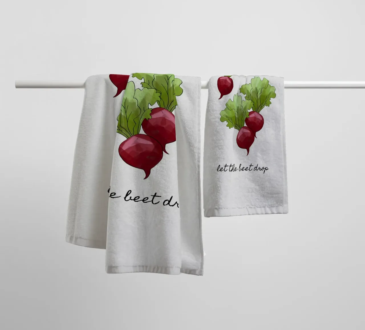 Let The Beet Drop badhanddoek van Orara Studio