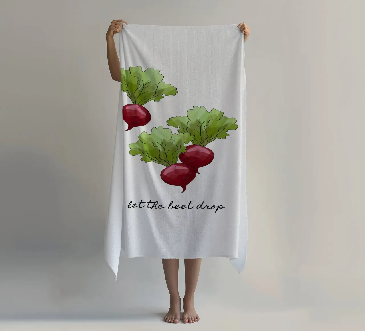 Let The Beet Drop strandhanddoek van Orara Studio