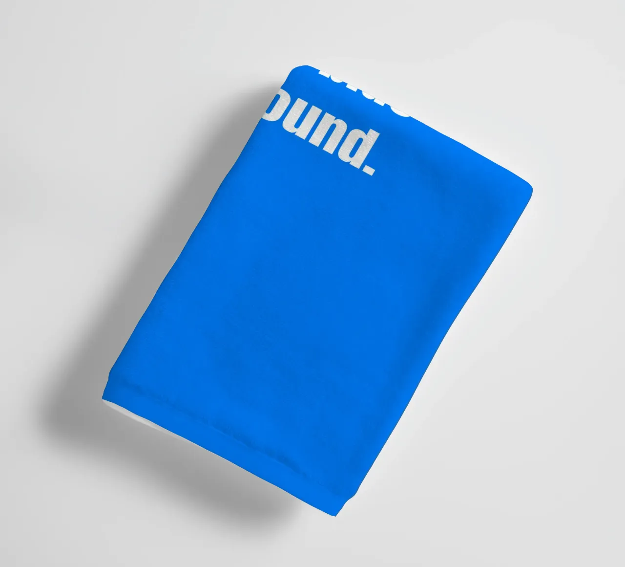 Custom text on azure blue background Handtuch von RB-Quotes