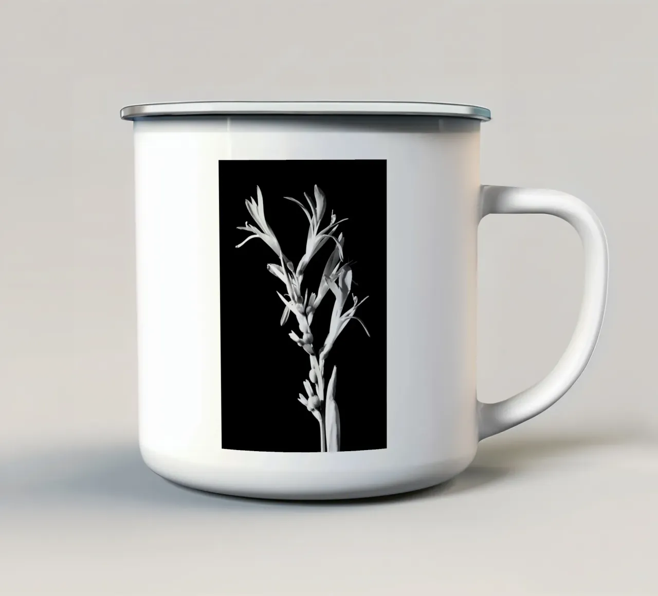 Studi sulla flora #2 tazza in smalto da rafael campezato