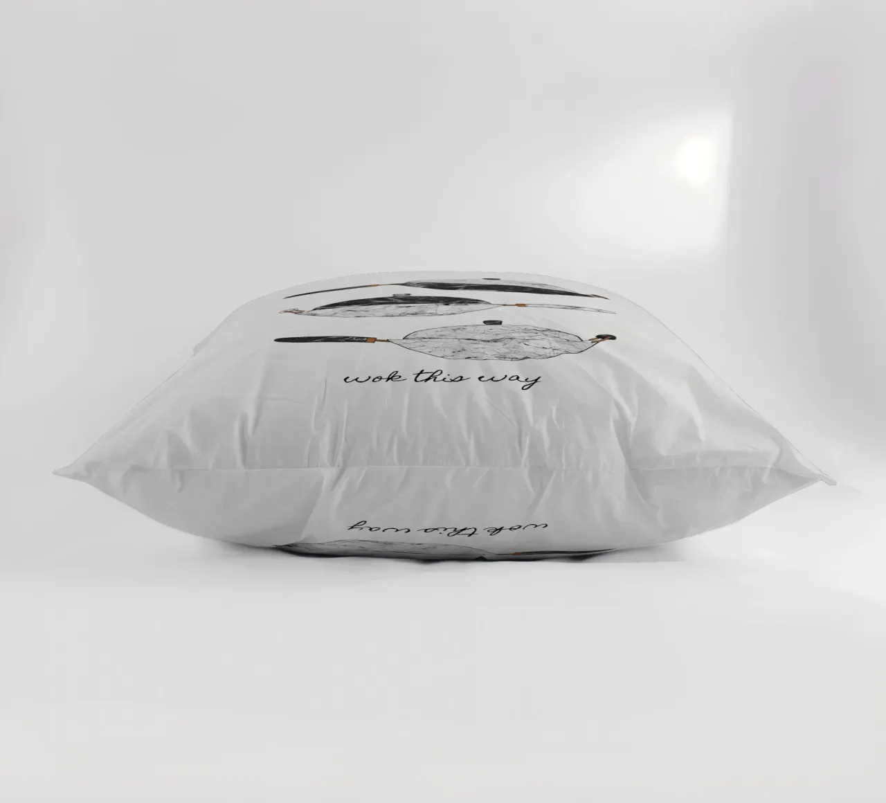 Wok This Way cuscino da Orara Studio