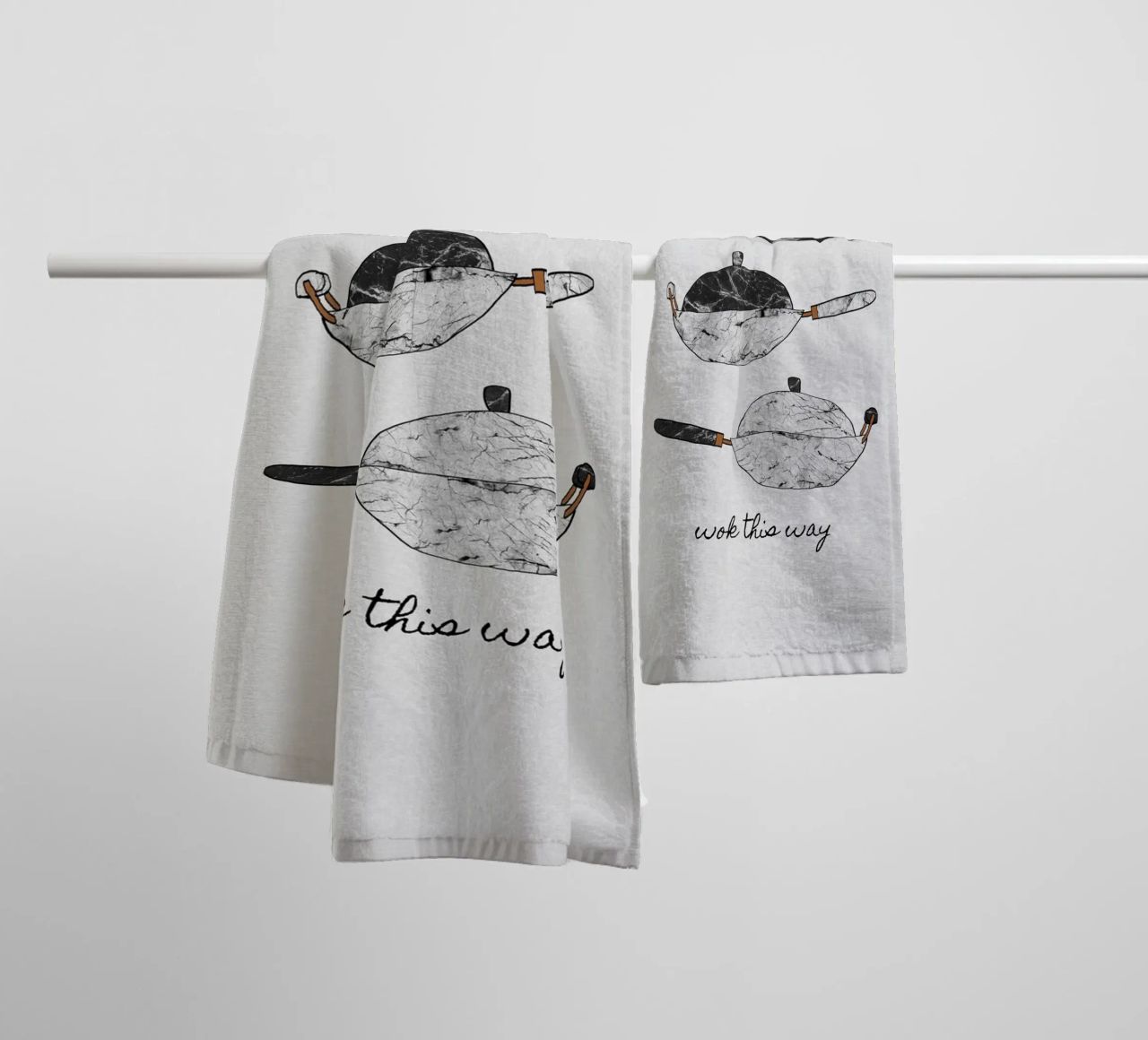 Wok This Way asciugamano da bagno da Orara Studio