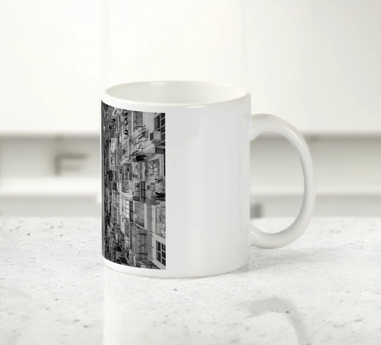 HONG KONG 24 tazza in ceramica da Tom Uhlenberg