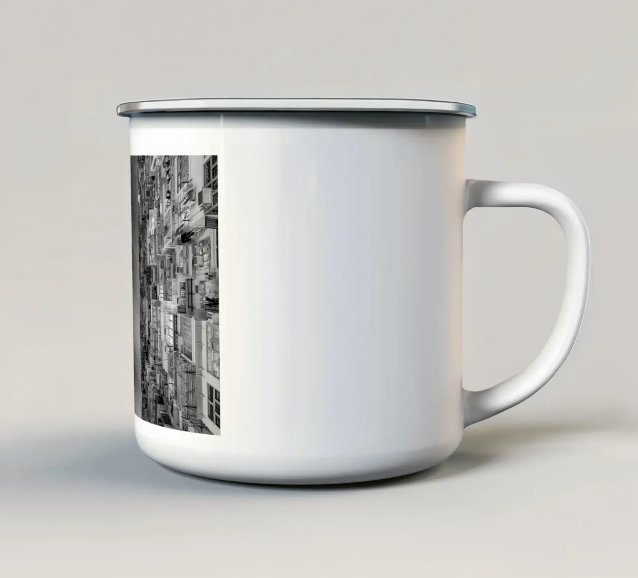 HONG KONG 24 tazza in smalto da Tom Uhlenberg