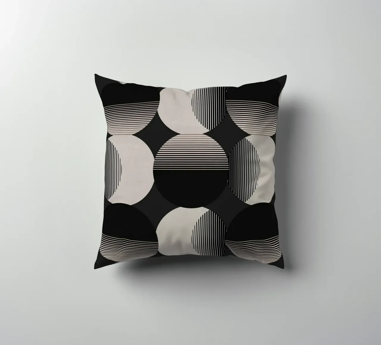 Cerchio Sole e Luna in bianco e nero cuscino da Orara Studio
