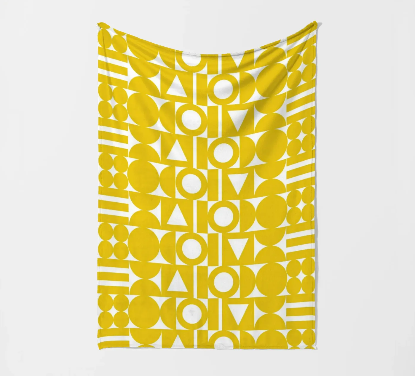 Geometric Yellow Shape Fleecedecke von Studio Fun Boy