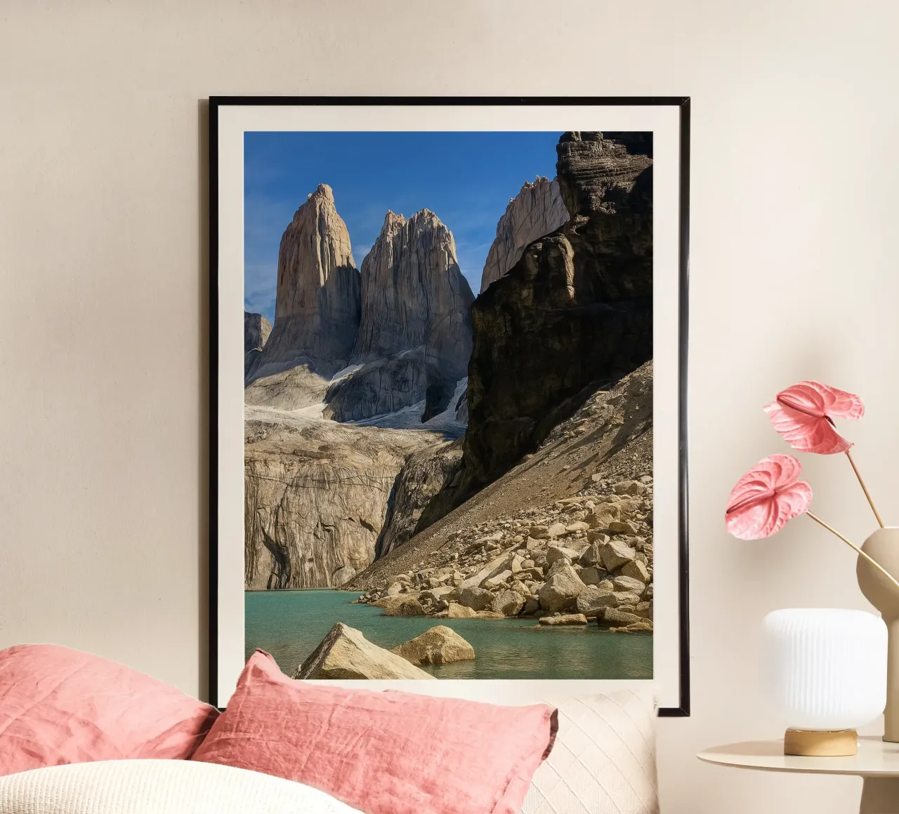 rotsberg poster van Maraza