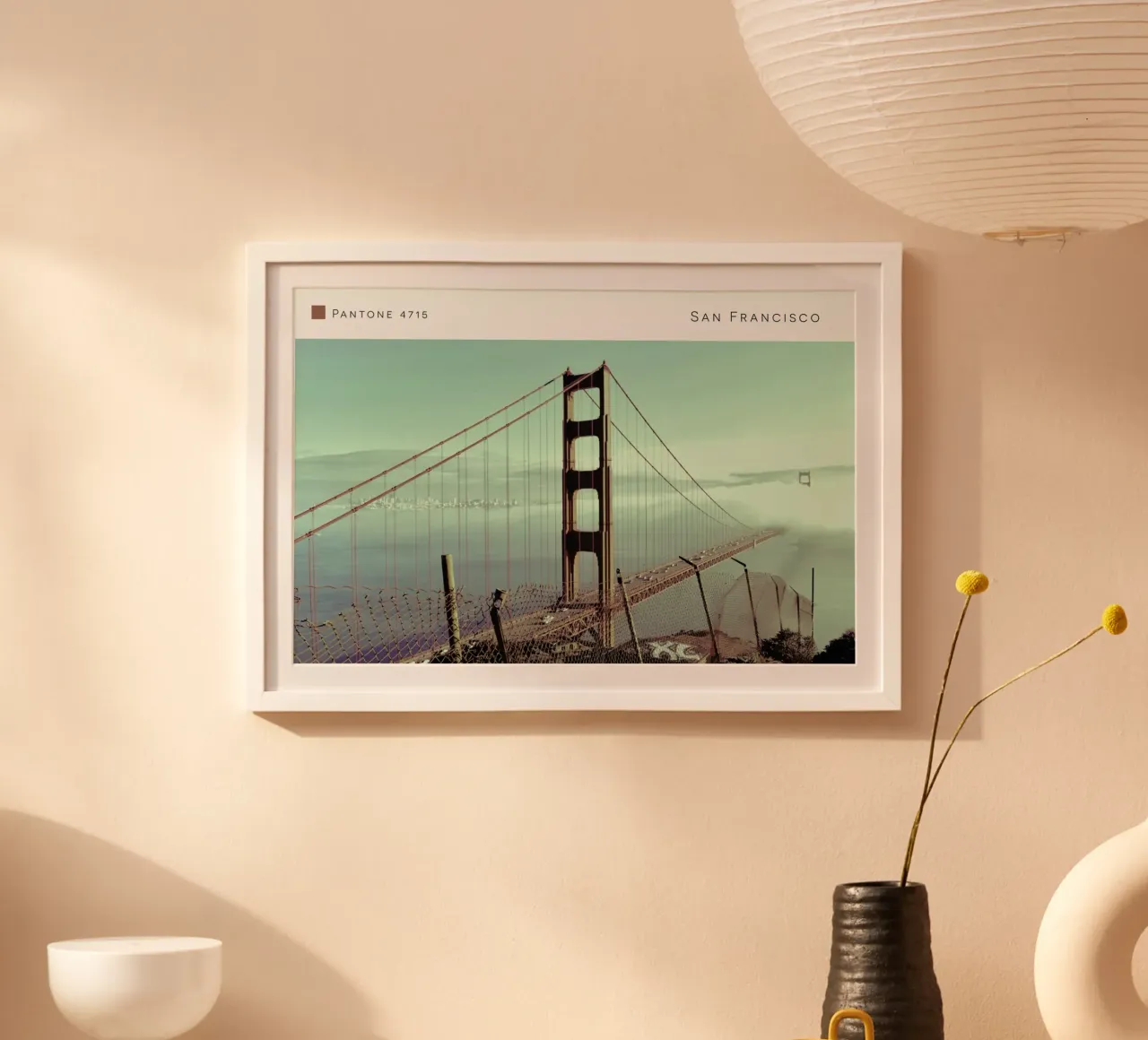 San Francisco Pantone 4715 poster con telaio in alluminio da In Full Color