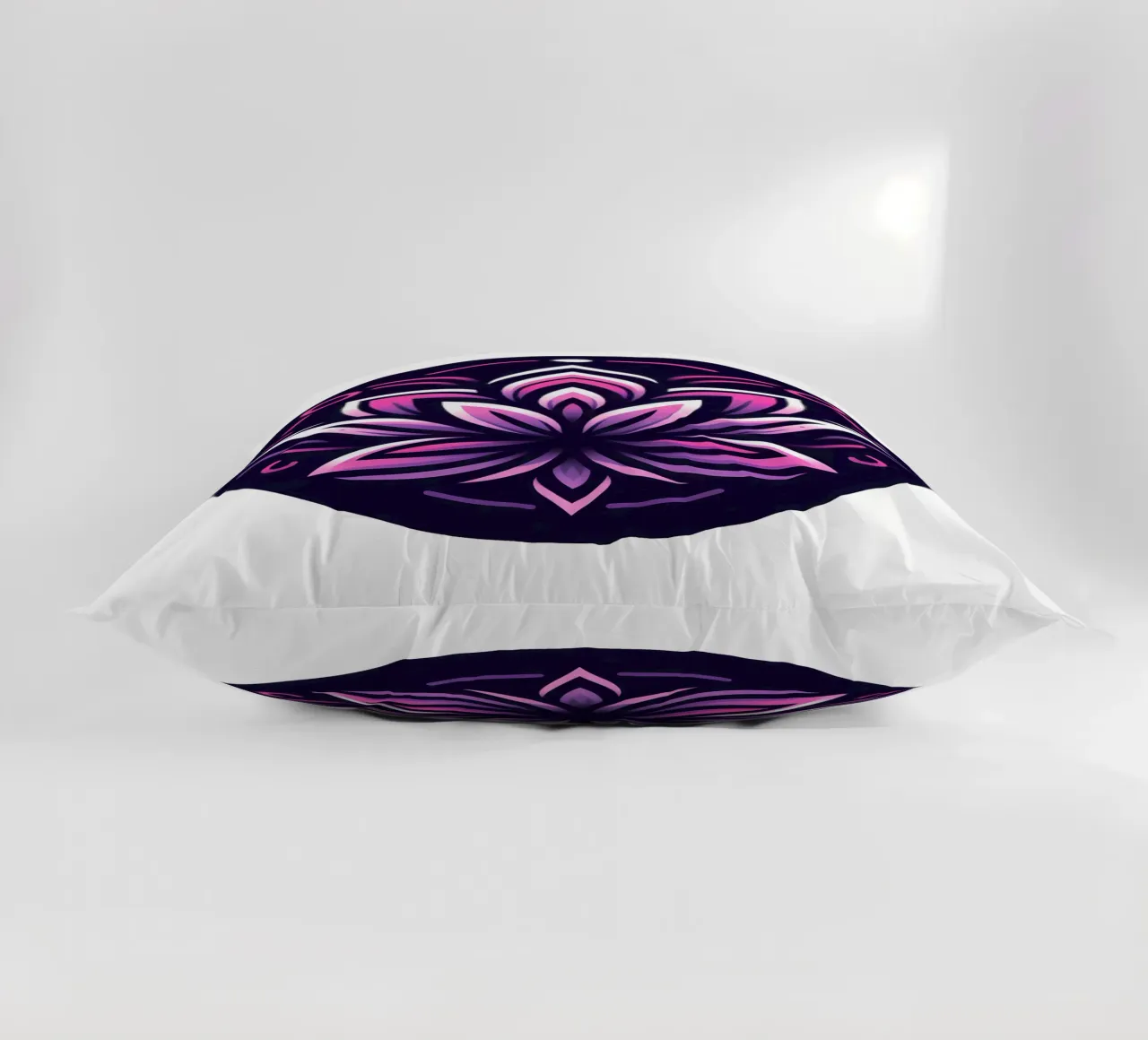 Ciondolo con fiore di loto rosa e viola - Joe Noctis Design cuscino da Joe Noctis