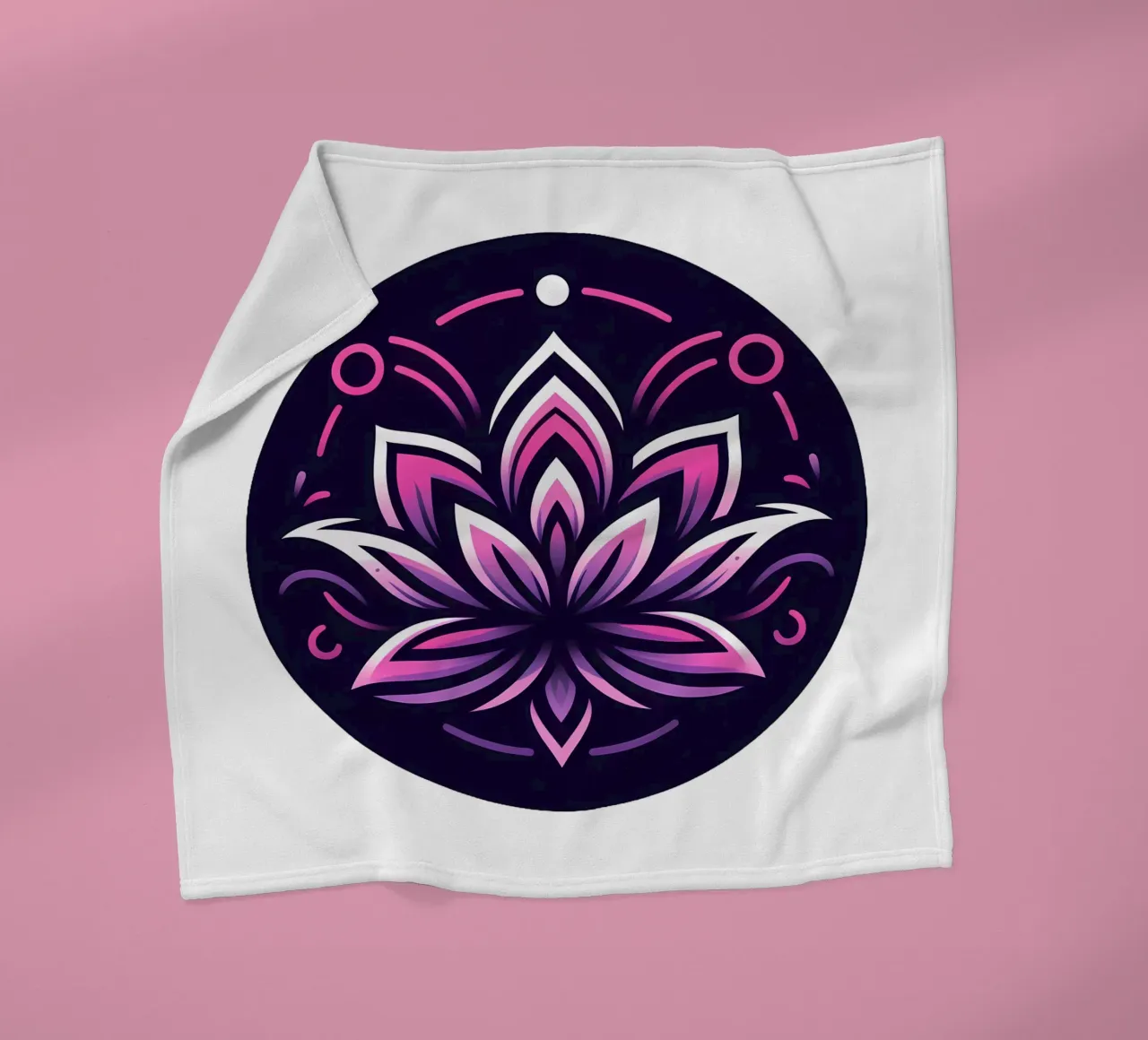 Ciondolo con fiore di loto rosa e viola - Joe Noctis Design coperta in pile da Joe Noctis
