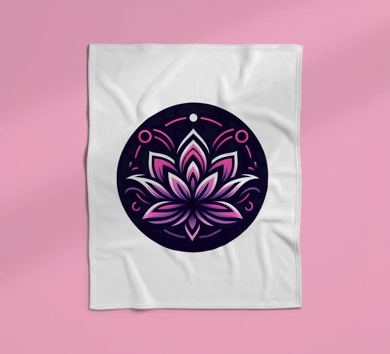 Ciondolo con fiore di loto rosa e viola - Joe Noctis Design coperta in pile da Joe Noctis