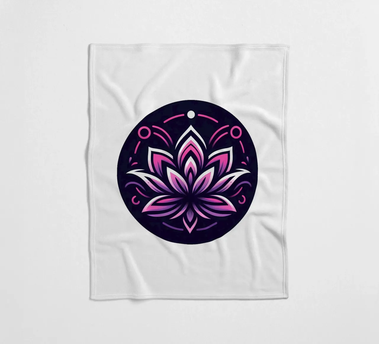 Ciondolo con fiore di loto rosa e viola - Joe Noctis Design coperta in pile da Joe Noctis