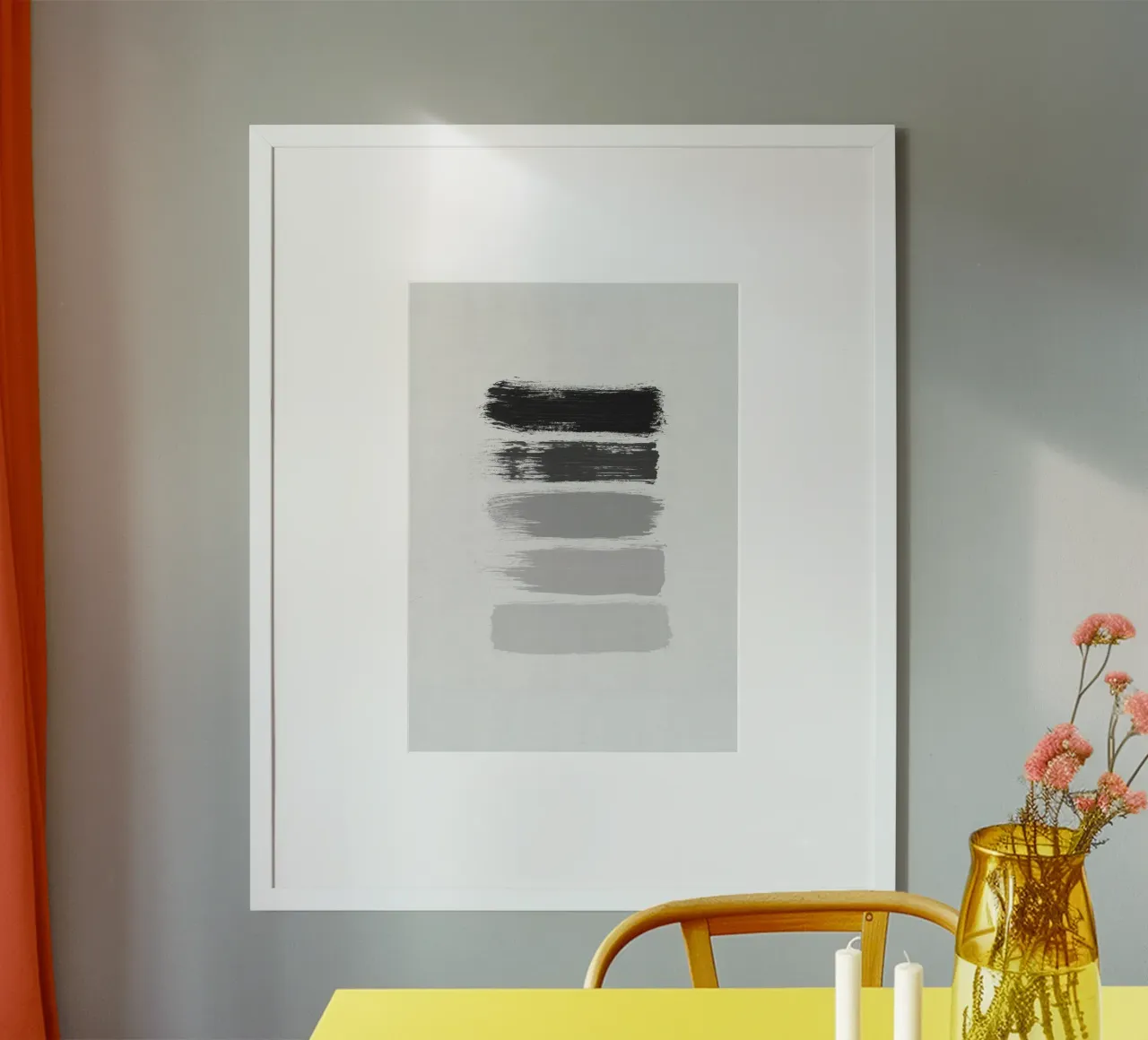 Strisce bianche e nere poster con telaio in legno da Orara Studio