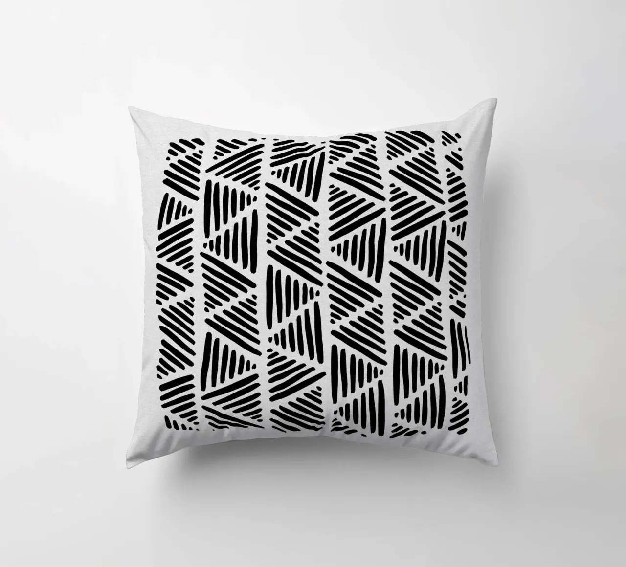 Bianco e nero astratto I cuscino da Orara Studio