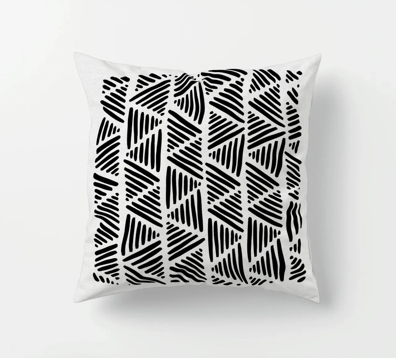 Bianco e nero astratto I cuscino da Orara Studio