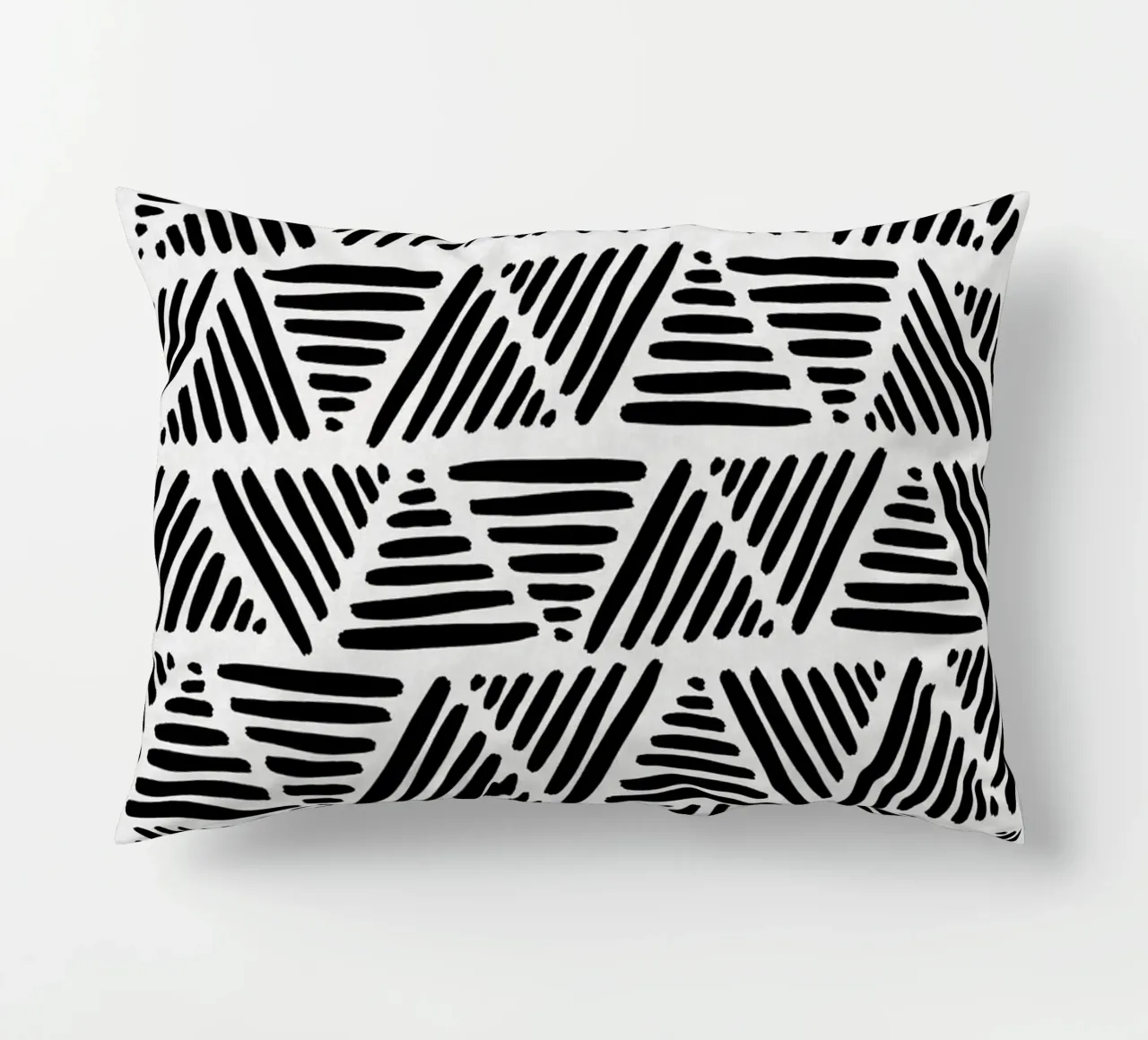 Bianco e nero astratto I cuscino da Orara Studio