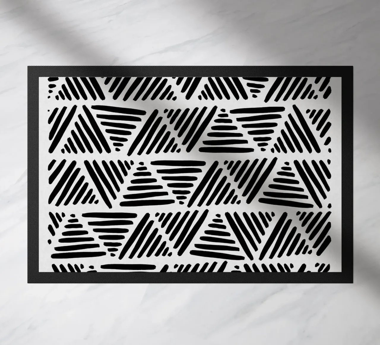 Abstracto en blanco y negro I felpudo de Orara Studio