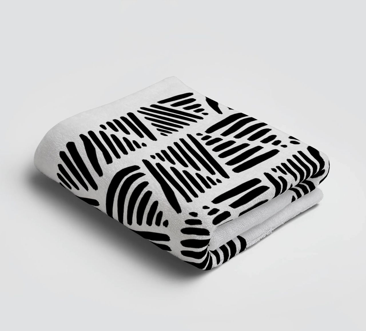 Zwart-wit abstract I badhanddoek van Orara Studio