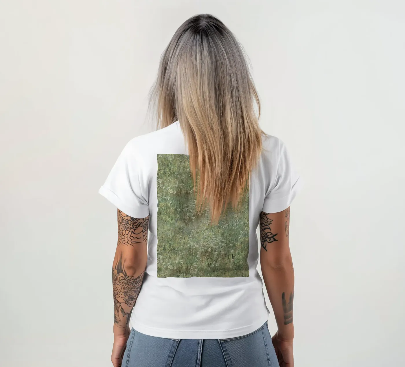 Stampa d'arte impressionista sul prato di fiori selvatici t-shirt da Vintage Posters