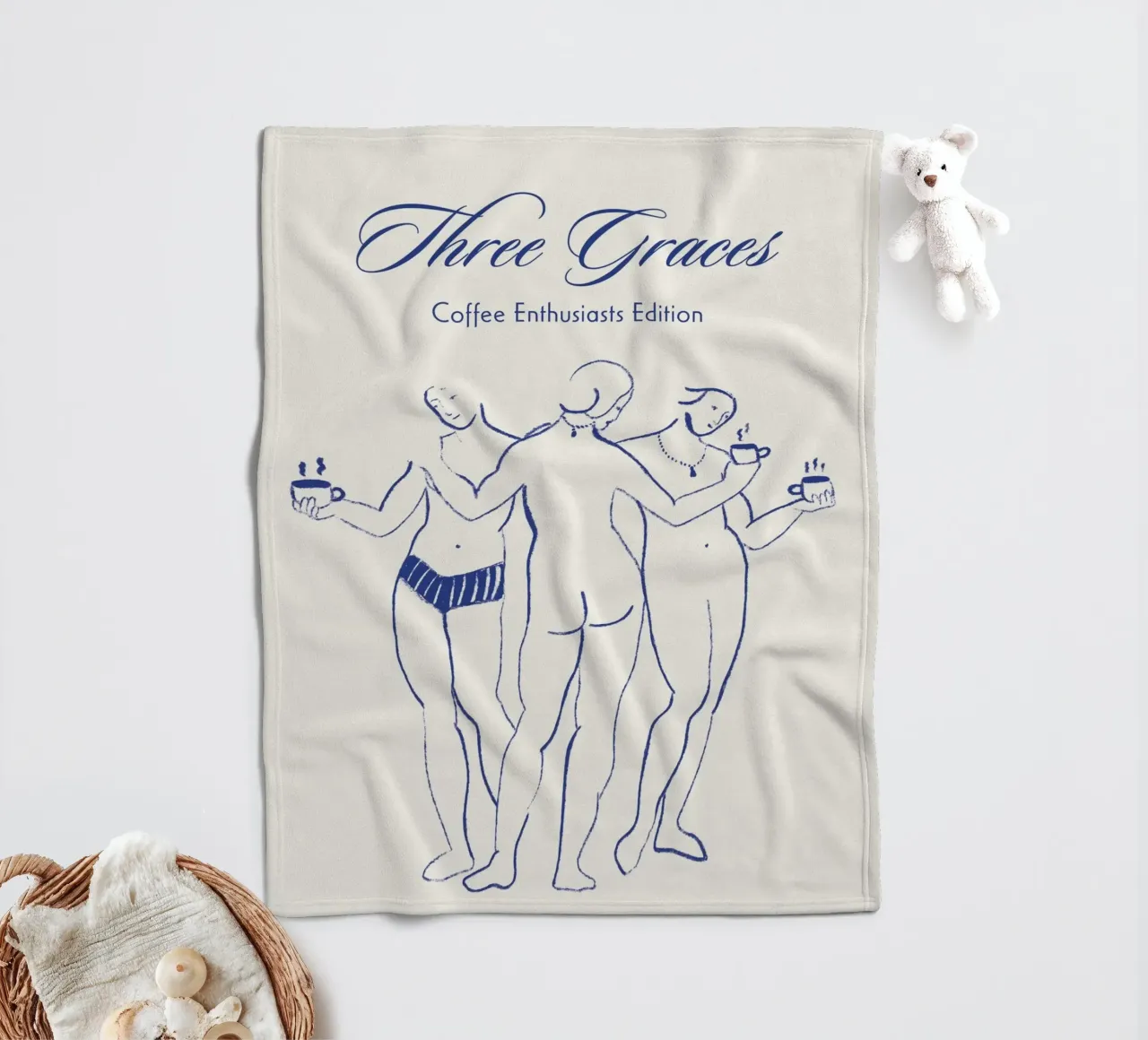 Three Graces Fleecedecke von Candid Chroma