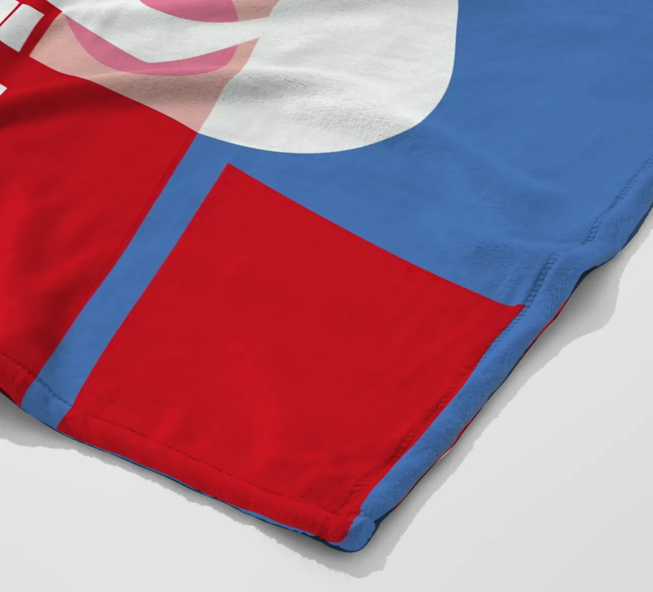 Nutcracker No. 2 – Der Wachsame coperta in pile da DARIA IVANOVNA