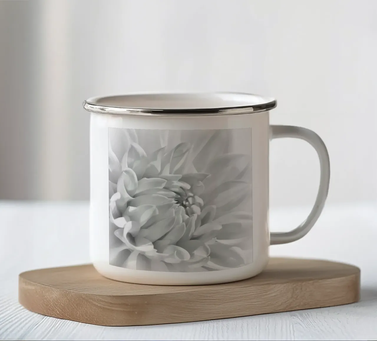 Dalia tazza in smalto da Atteloi