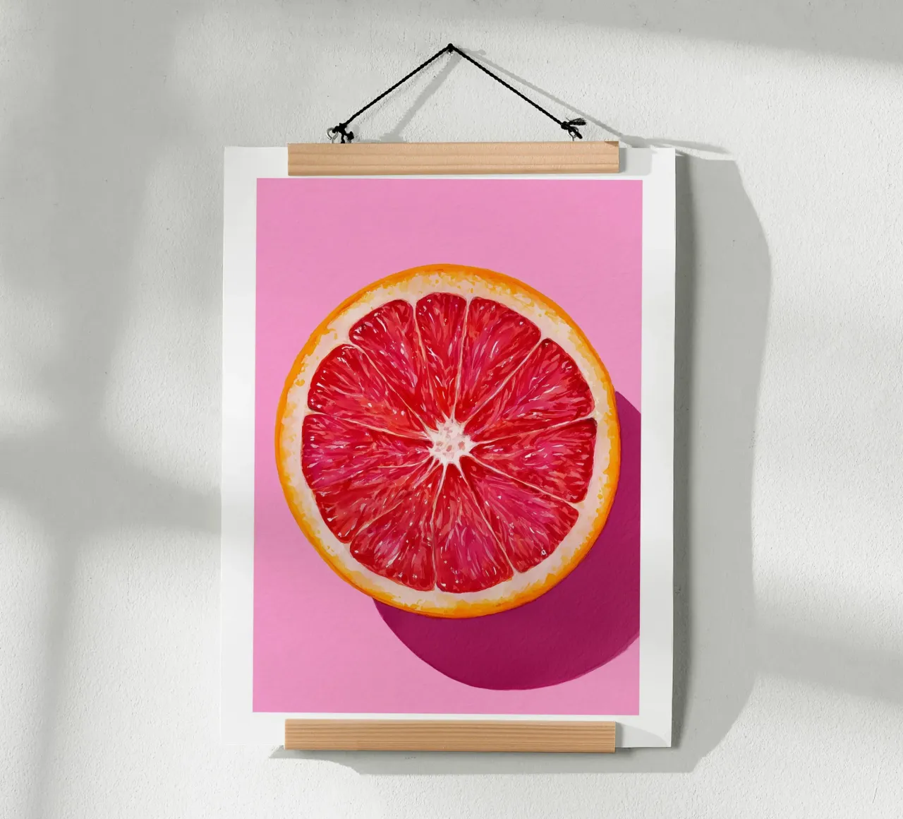 Pompelmo rubino su rosa poster da Spice & Spoon Studio