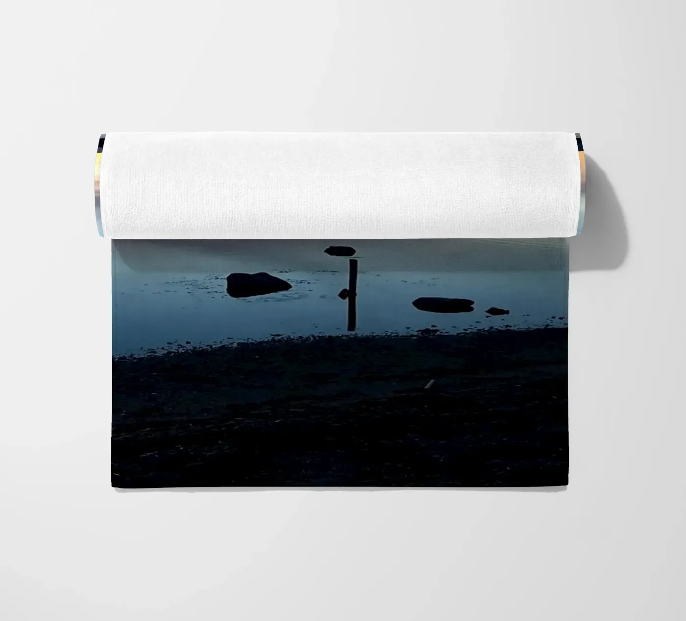 Sonnenuntergang Strandtuch von Massimo Frascogna