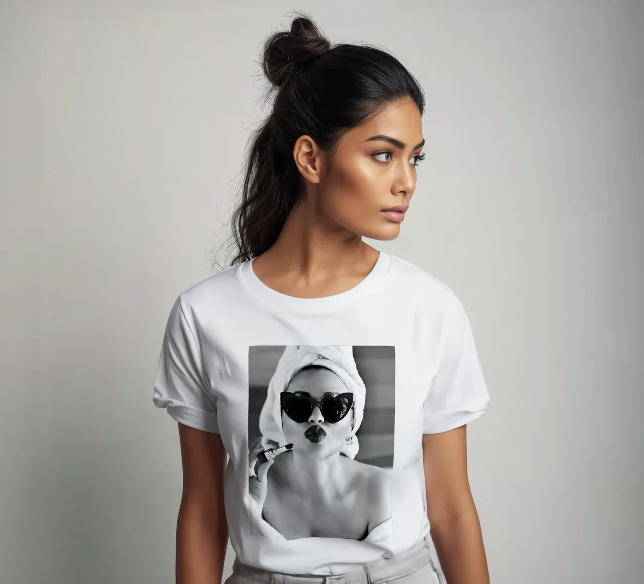 Invio di un bacio in bianco e nero t-shirt da Galery Vintage