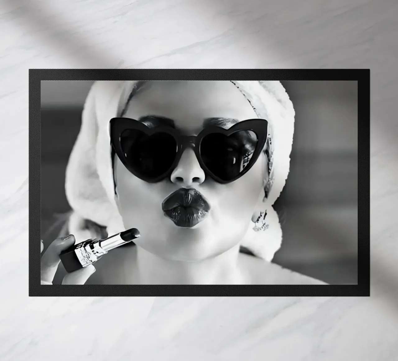 Invio di un bacio in bianco e nero zerbino da Galery Vintage