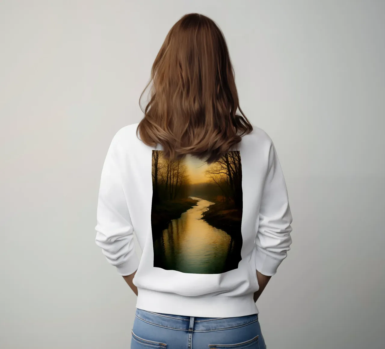 piccolo fiume nella foresta felpa da Maraza