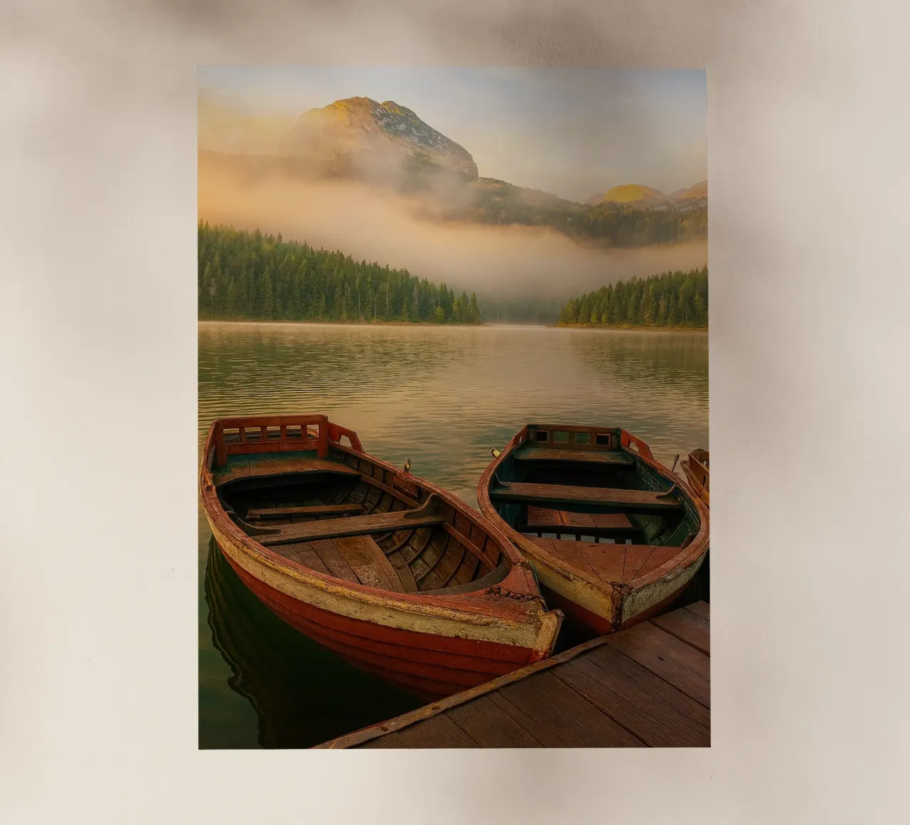 twoo cano sul lago pellicola backlit da Maraza