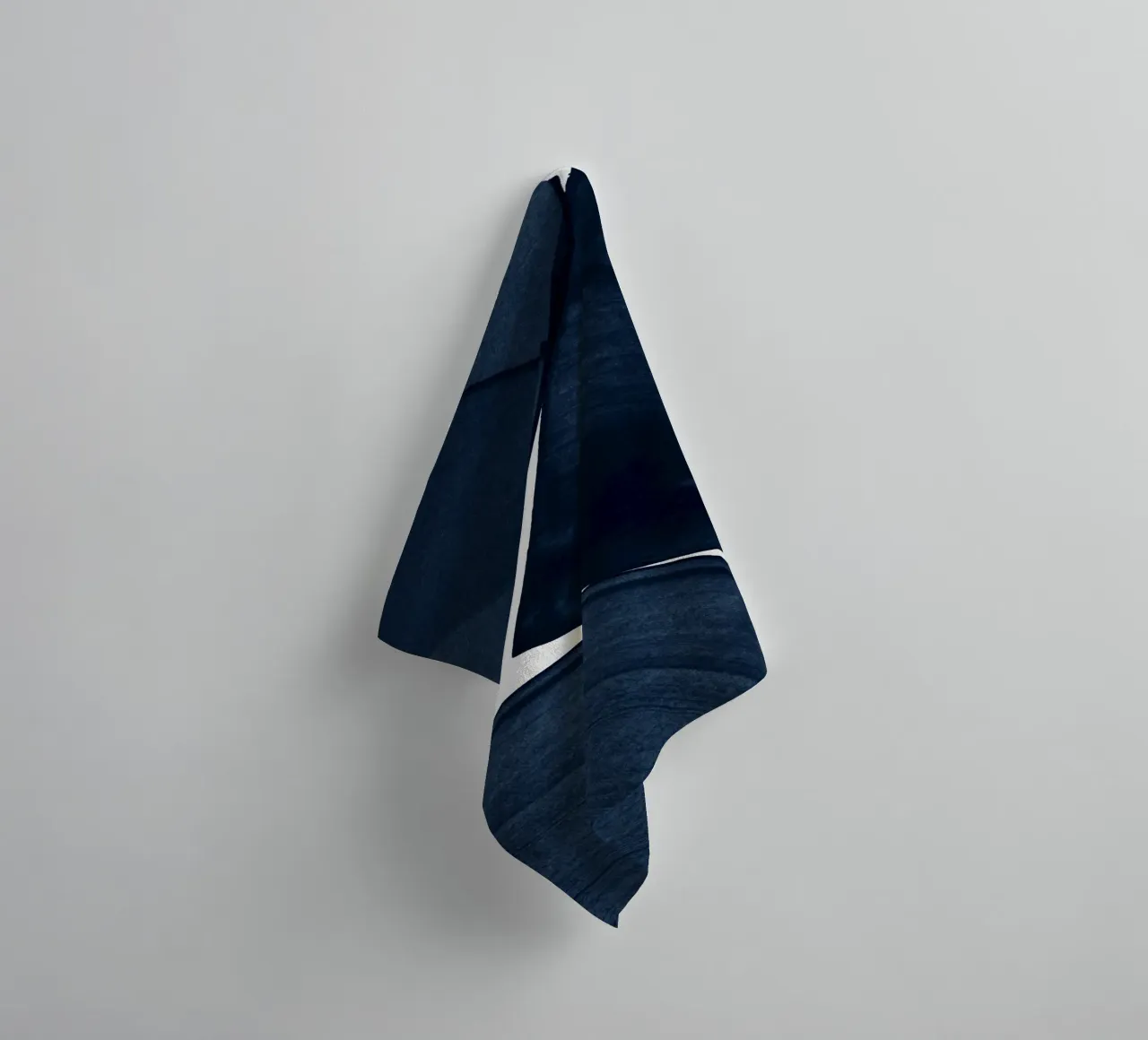 Pittura minimalista blu II asciugamano da bagno da Orara Studio