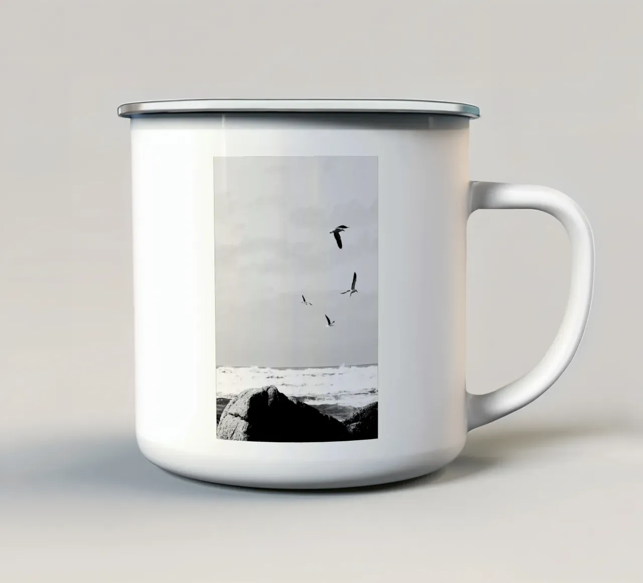 Muoversi da soli #2 tazza in smalto da rafael campezato