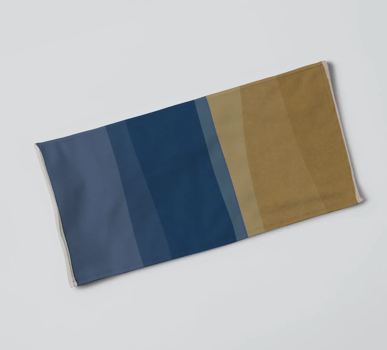 Blu e marrone moderno asciugamano da bagno da Orara Studio