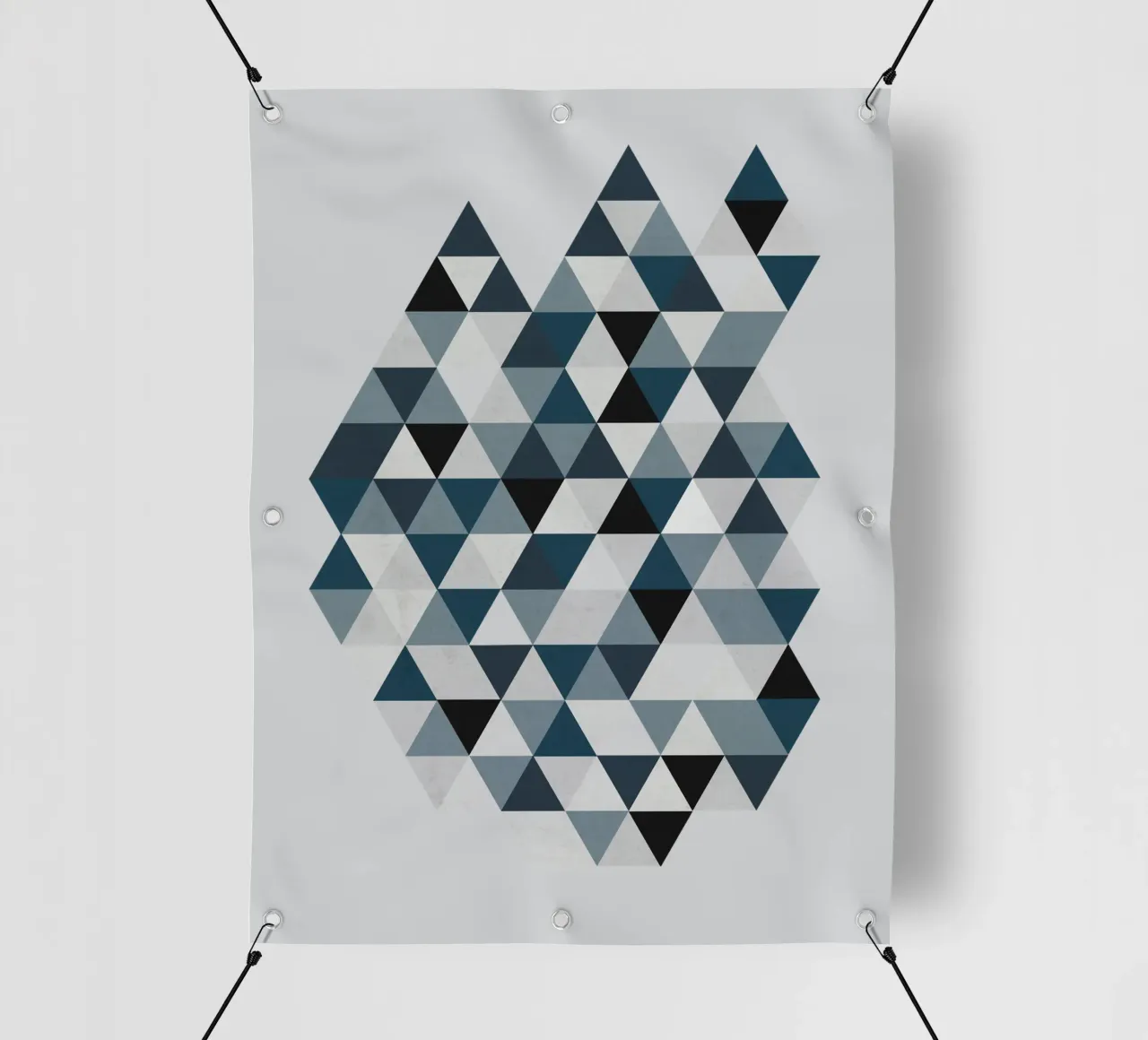 Ocean Mist Geometry - Sea Blue and Gray Triangle Pattern telo in pvc da Petra Lang - Design