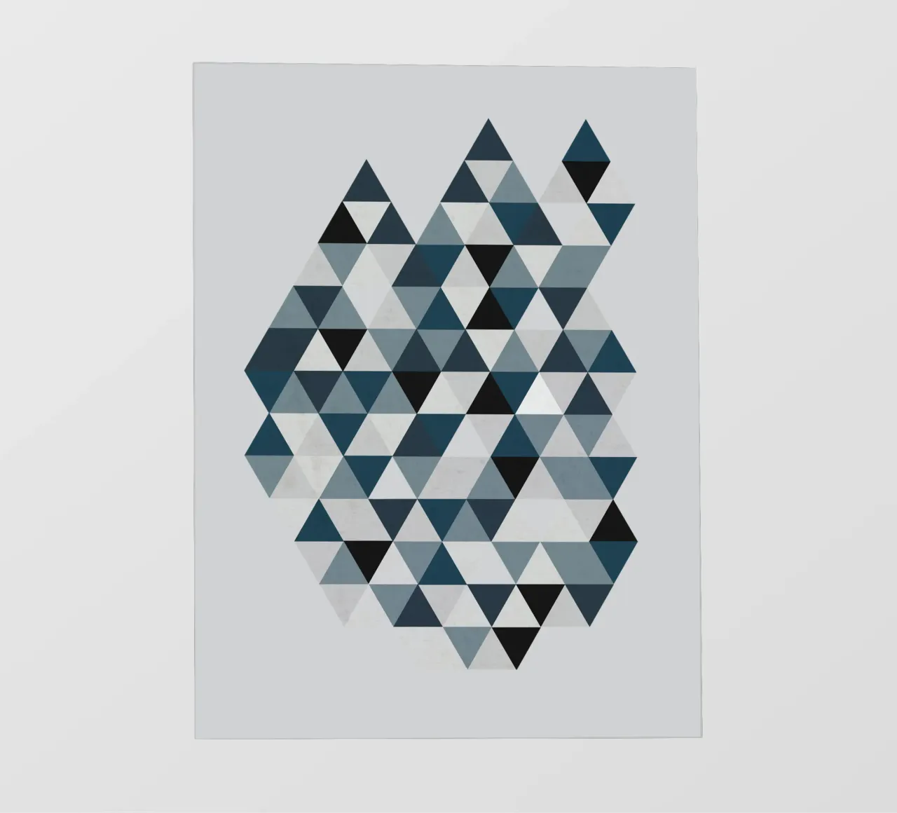 Ocean Mist Geometry - Sea Blue and Gray Triangle Pattern telo in pvc da Petra Lang - Design