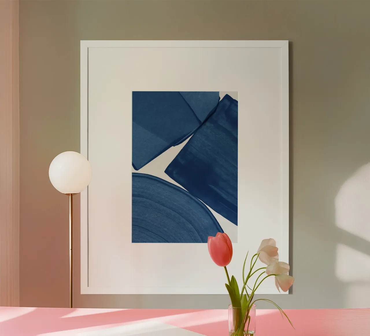 Pittura moderna Blu II poster con telaio in plastica da Orara Studio